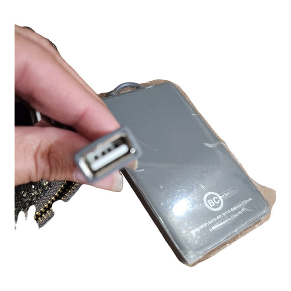 Banana Rebublic power up charging pack w carrying case. NWT - Picture 11 of 14